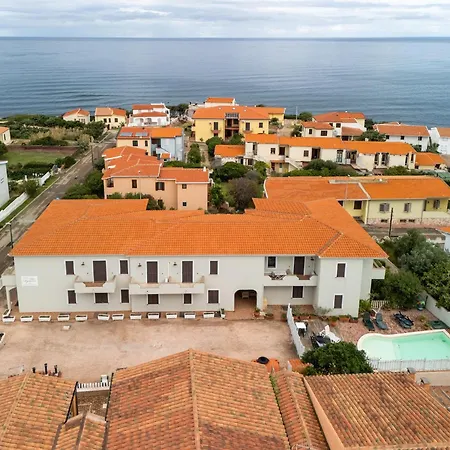 A 150 Meter Long Mare, 2 Fish Apartment Valledoria (Sardinia)