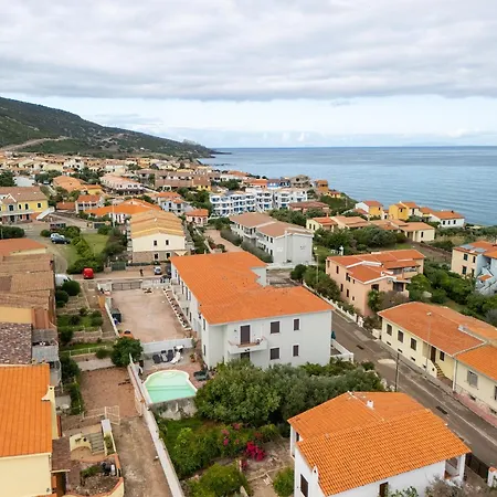 A 150 Meter Long Mare, 2 Fish Apartment Valledoria (Sardinia)