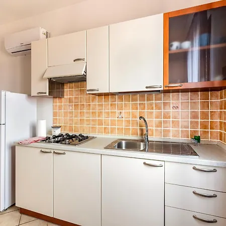 Cosy In With Balcony Appartement