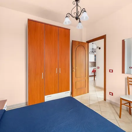 Cosy In With Balcony Valledoria (Sardinia)