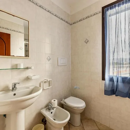 Cosy In With Balcony Appartement